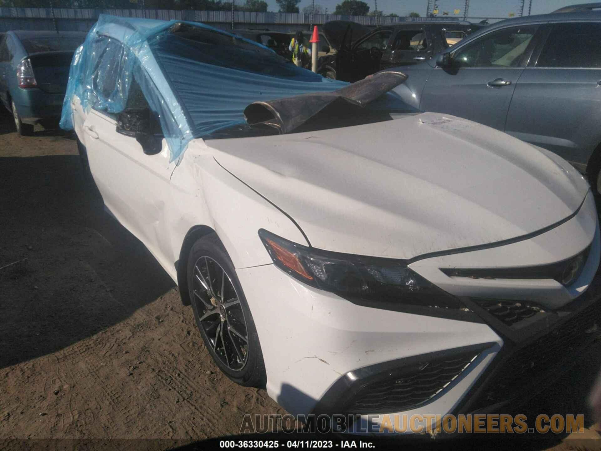 4T1G11AK2NU712653 TOYOTA CAMRY 2022