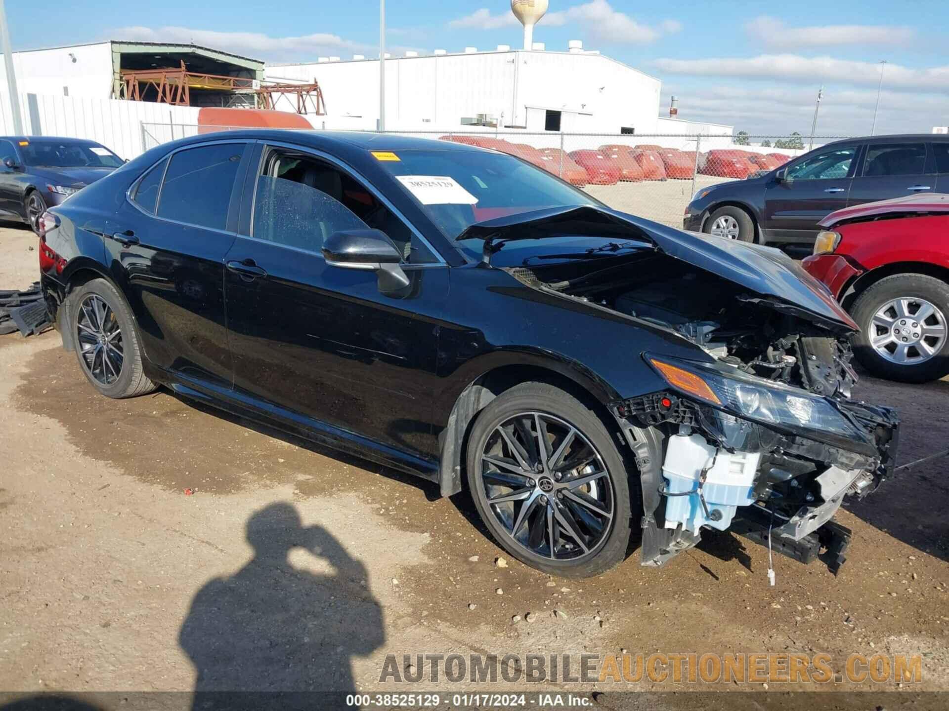 4T1G11AK2NU715293 TOYOTA CAMRY 2022