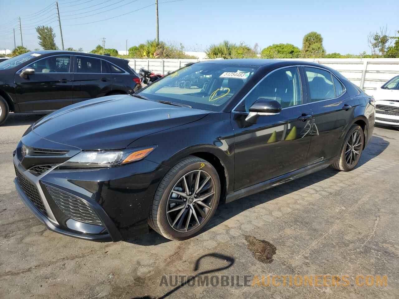 4T1G11AK2PU146173 TOYOTA CAMRY 2023