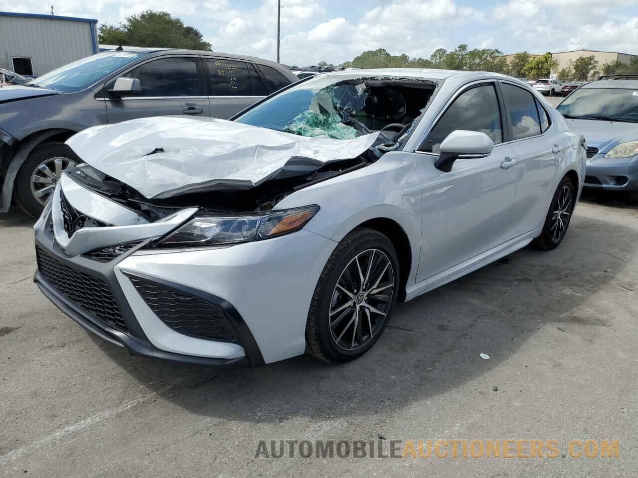 4T1G11AK2PU185958 TOYOTA CAMRY 2023