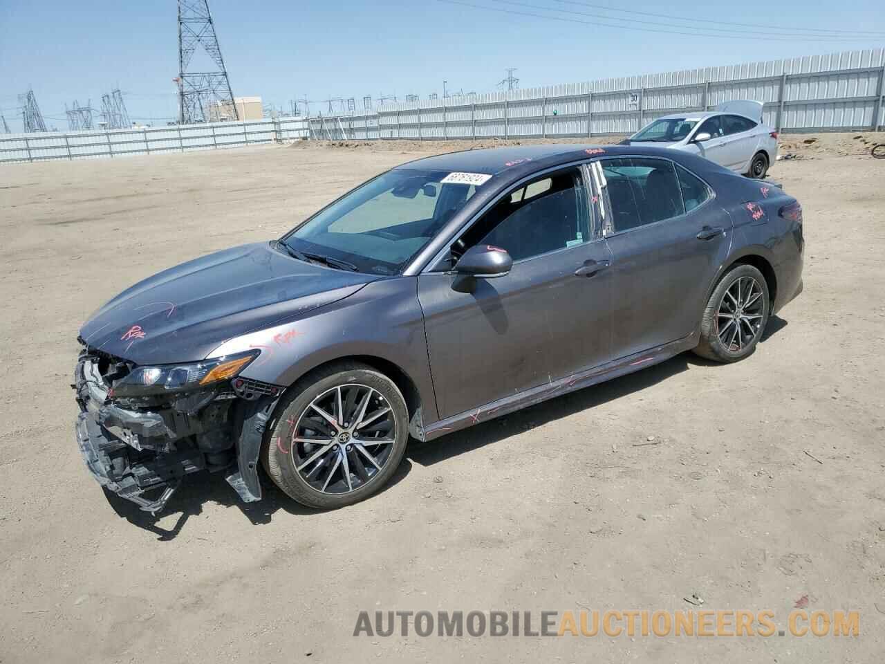 4T1G11AK2PU809824 TOYOTA CAMRY 2023