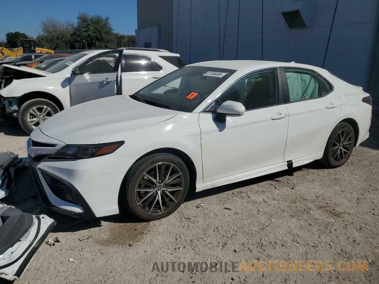 4T1G11AK2PU836358 TOYOTA CAMRY 2023