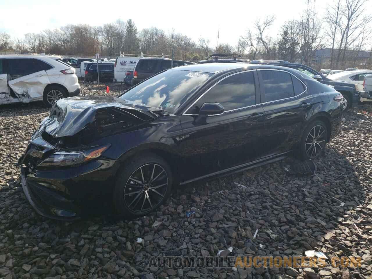 4T1G11AK2RU206116 TOYOTA CAMRY 2024