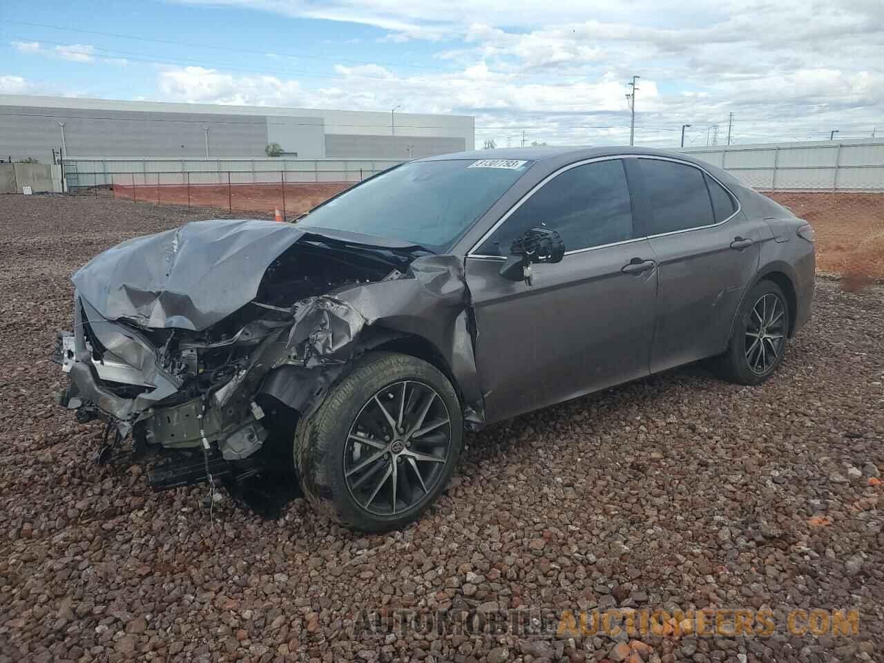 4T1G11AK2RU216578 TOYOTA CAMRY 2024