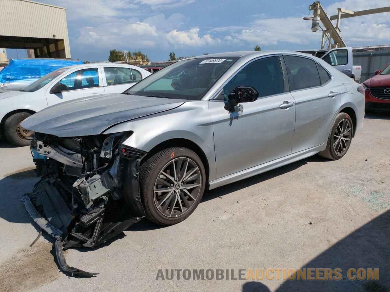 4T1G11AK2RU241013 TOYOTA CAMRY 2024