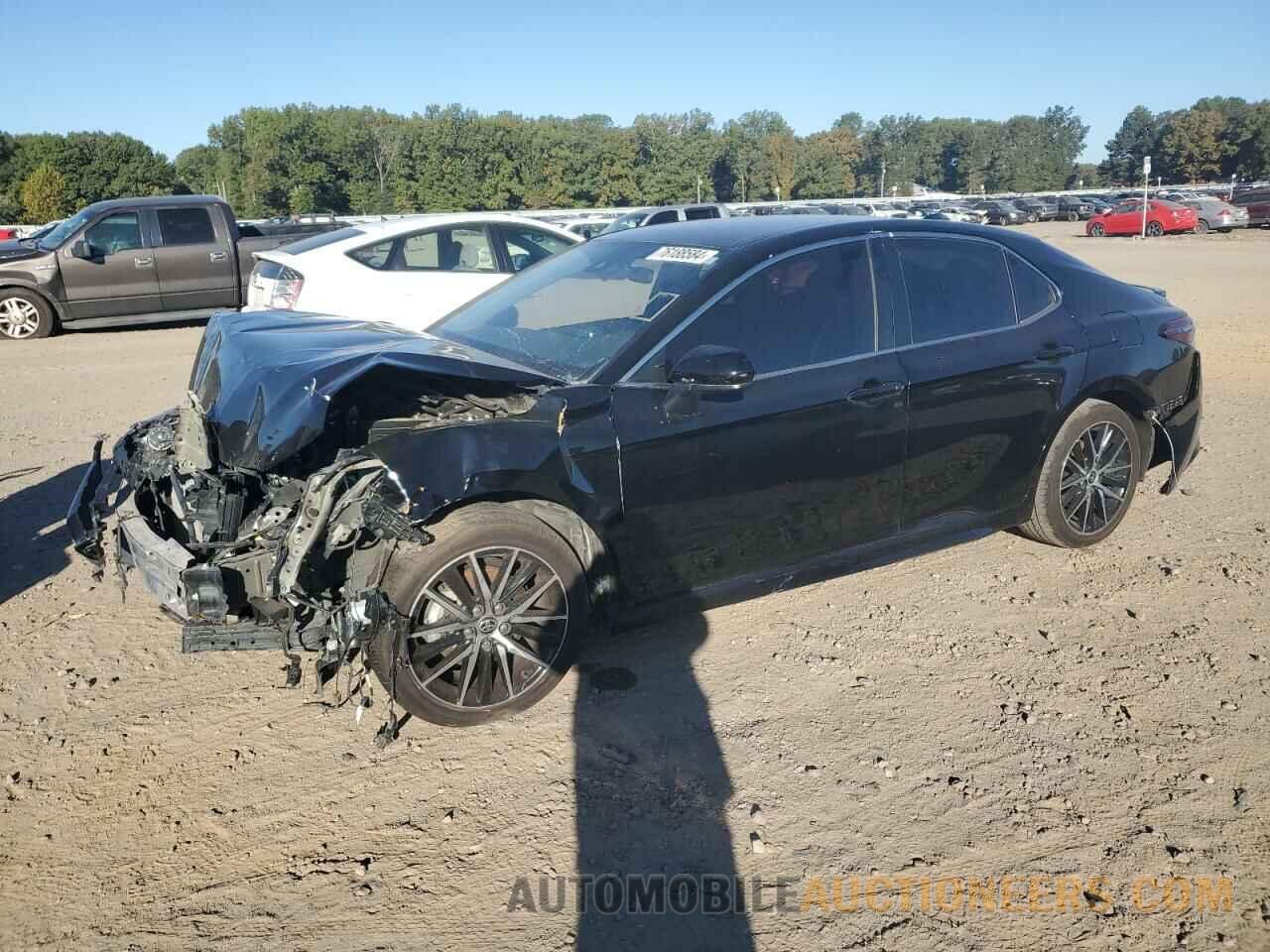 4T1G11AK3MU405331 TOYOTA CAMRY 2021