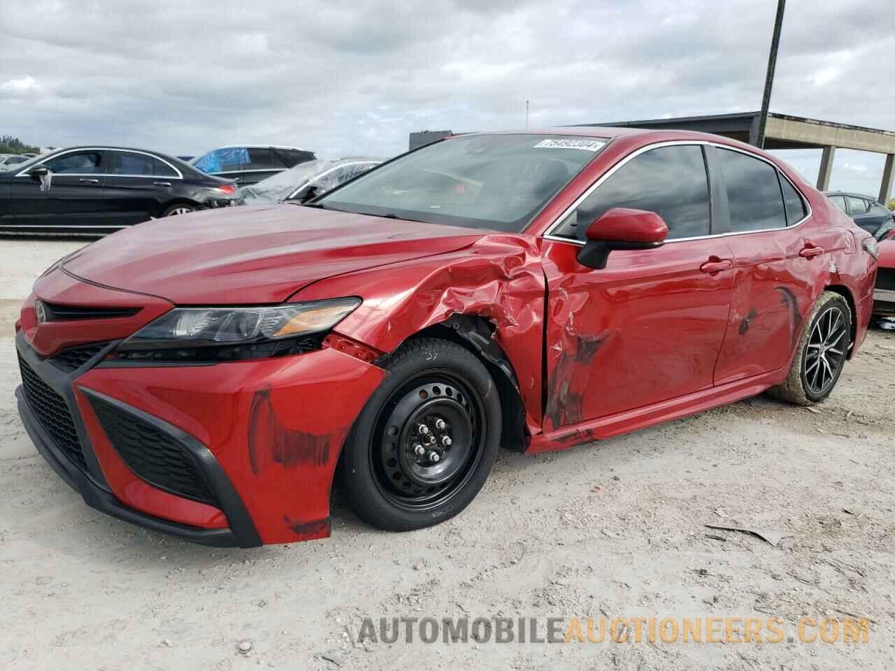 4T1G11AK3MU405636 TOYOTA CAMRY 2021