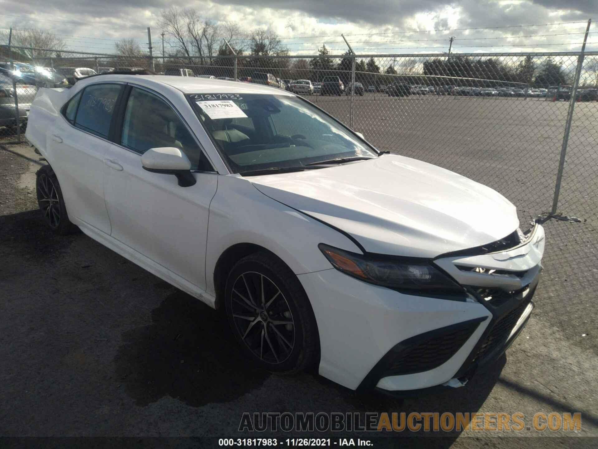 4T1G11AK3MU408357 TOYOTA CAMRY 2021