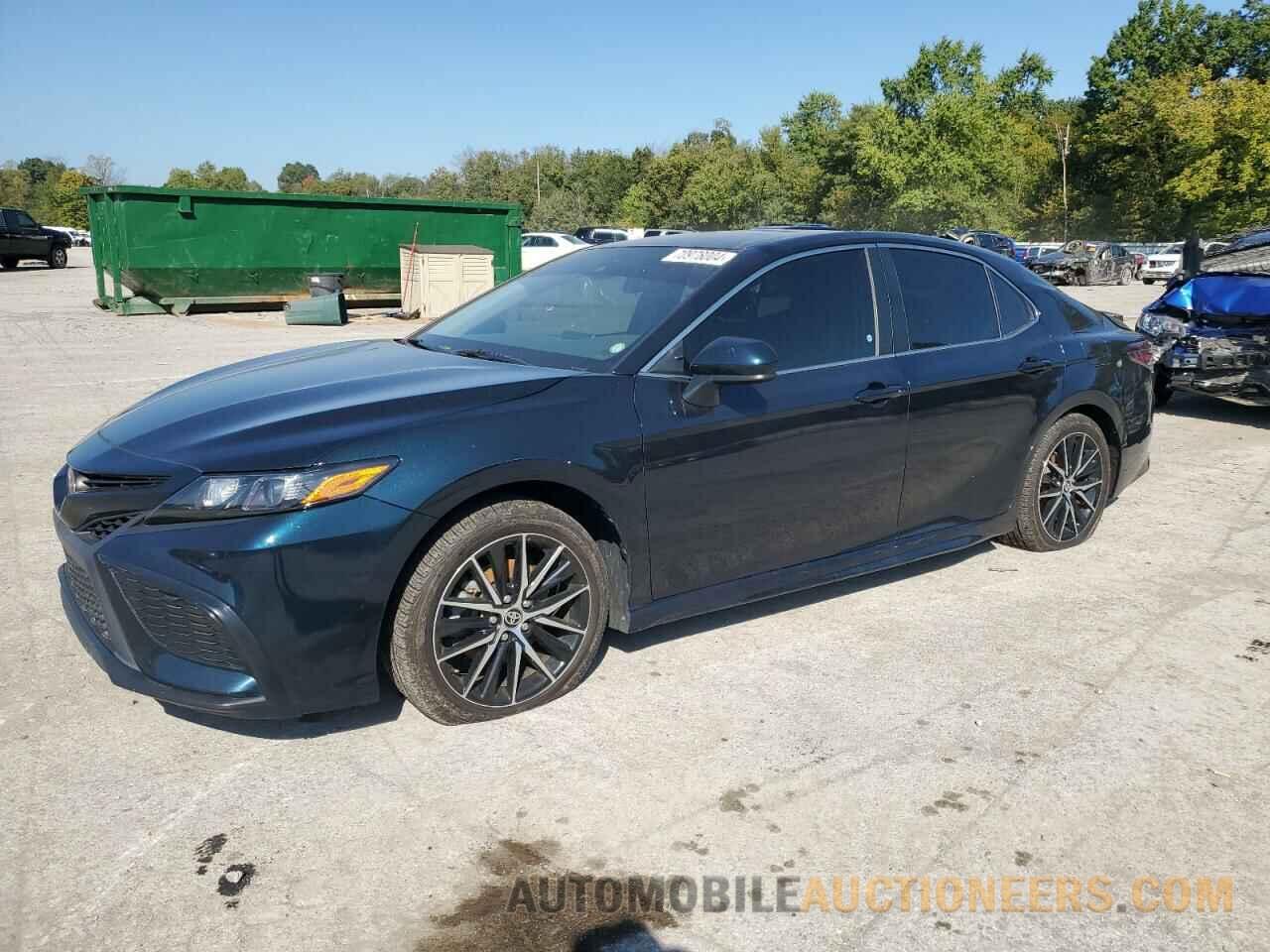 4T1G11AK3MU408729 TOYOTA CAMRY 2021