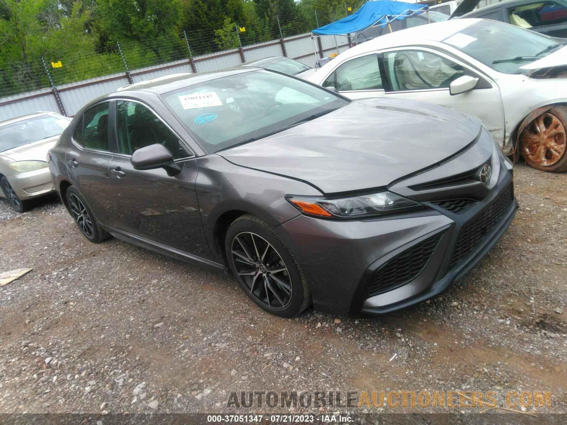 4T1G11AK3MU412019 TOYOTA CAMRY 2021