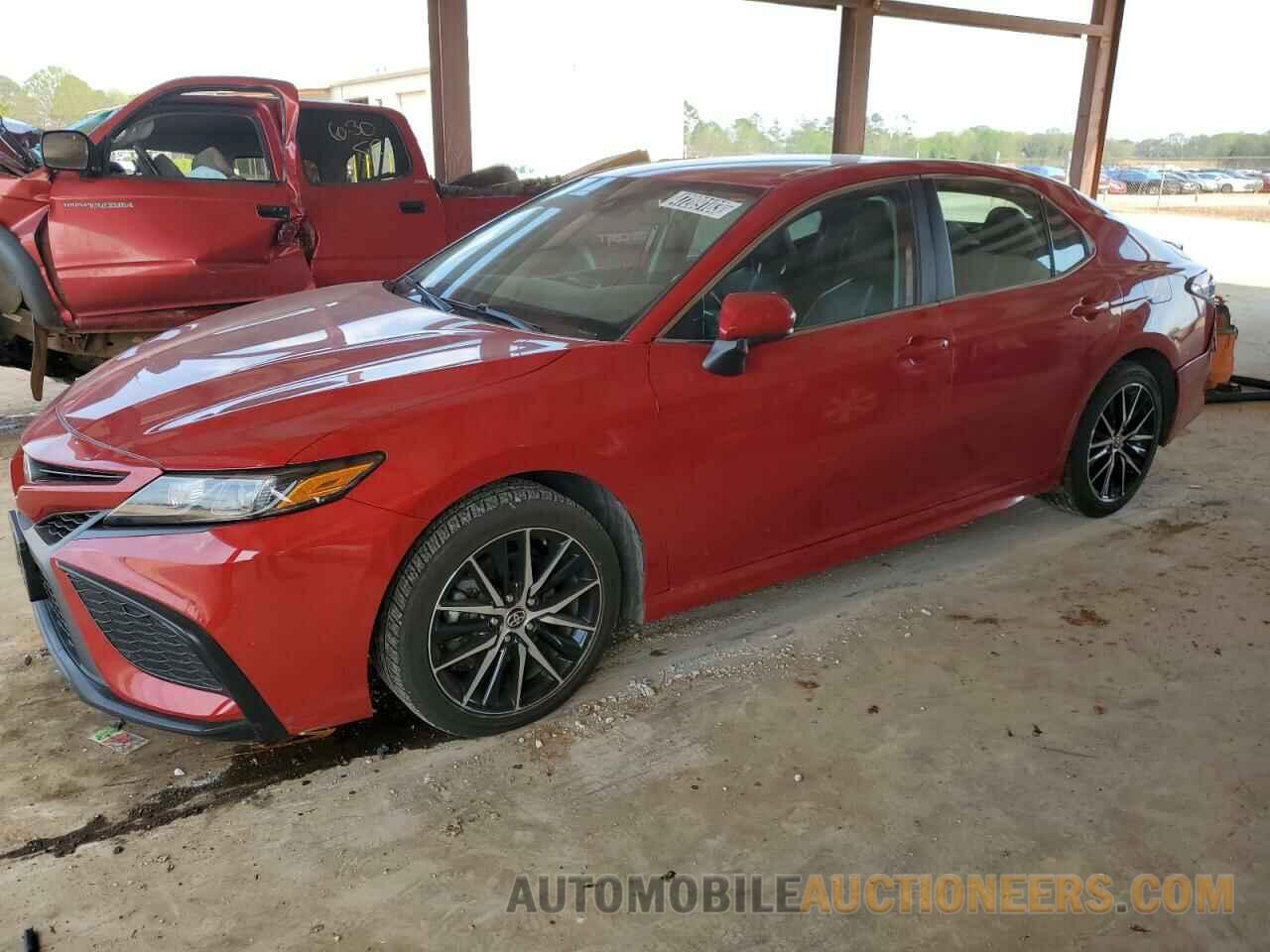 4T1G11AK3MU412781 TOYOTA CAMRY 2021