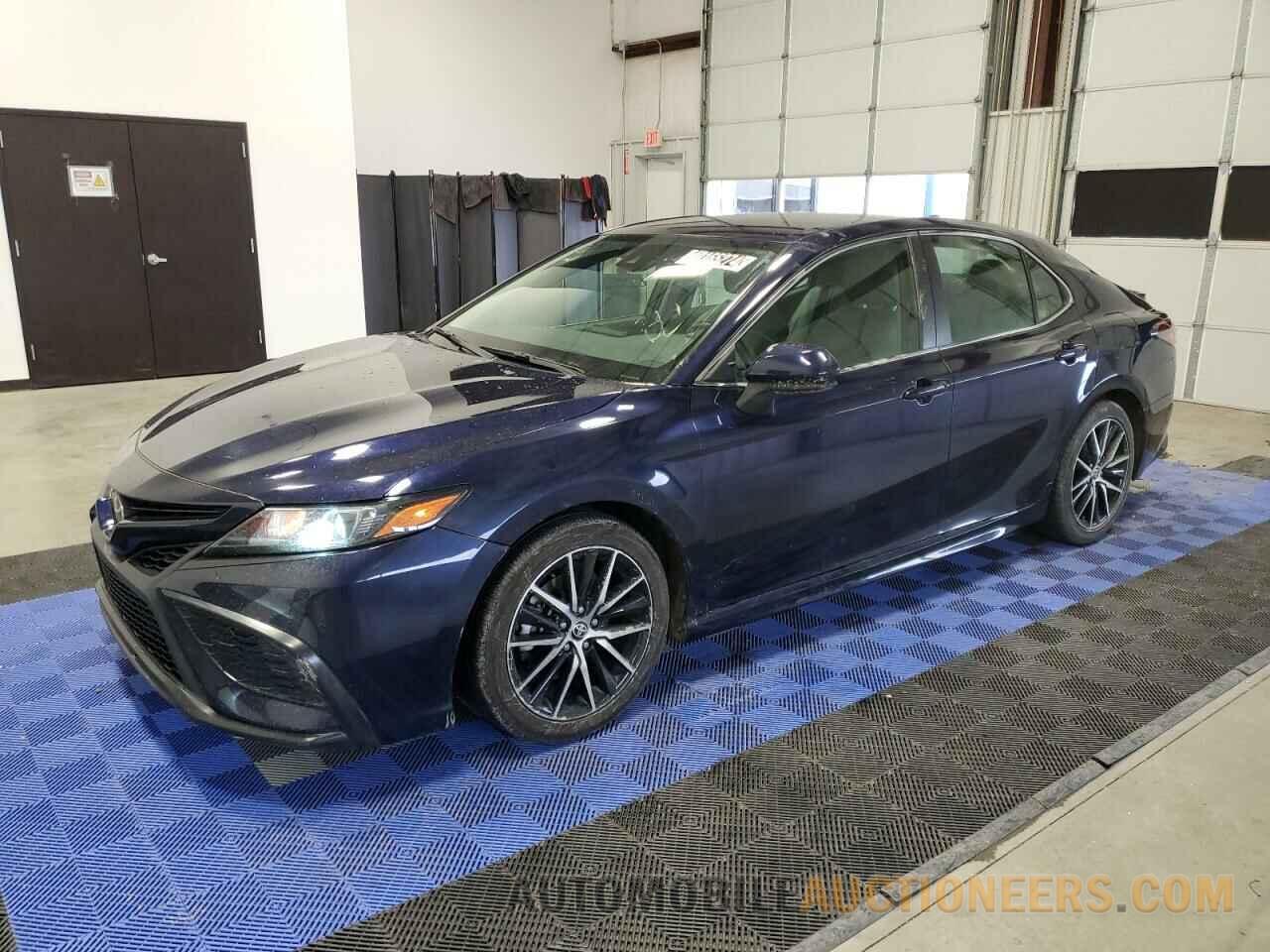 4T1G11AK3MU417219 TOYOTA CAMRY 2021