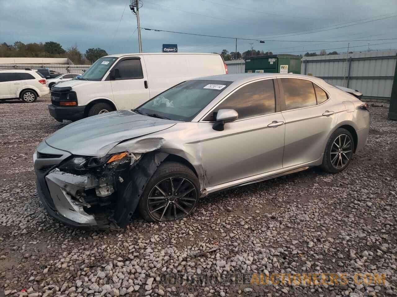 4T1G11AK3MU422016 TOYOTA CAMRY 2021