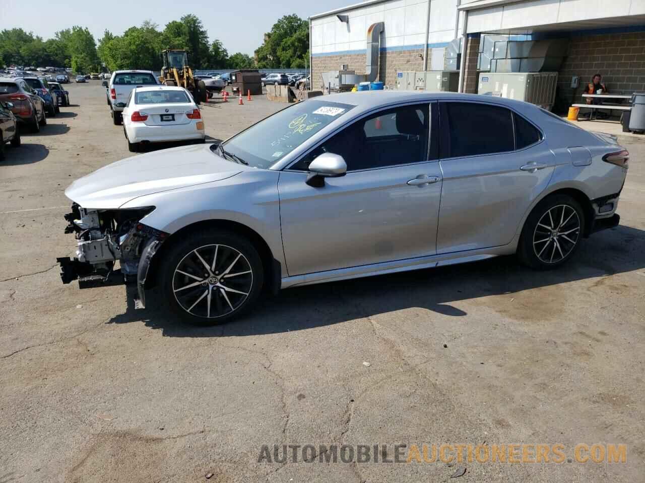 4T1G11AK3MU422209 TOYOTA CAMRY 2021