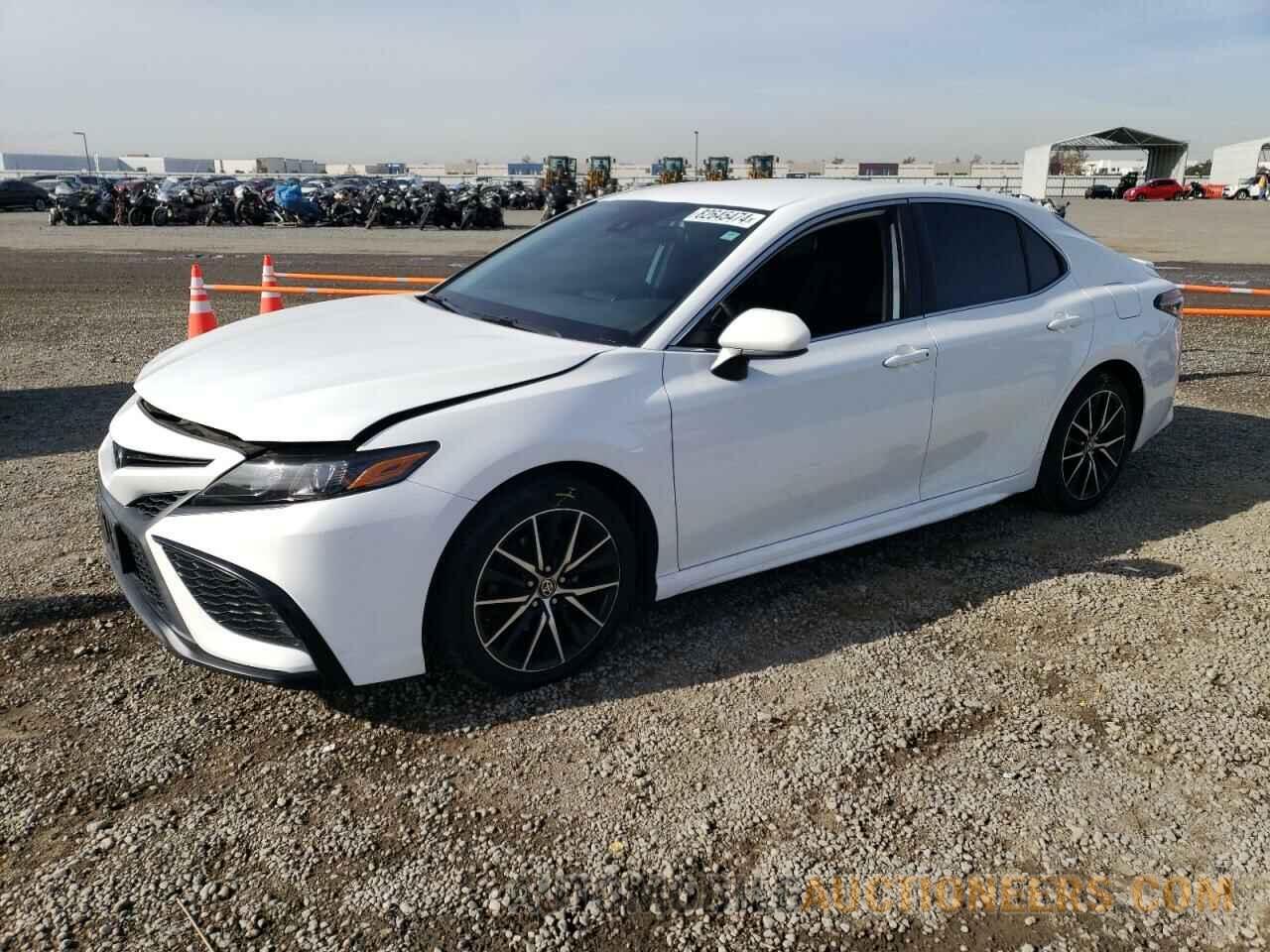 4T1G11AK3MU422663 TOYOTA CAMRY 2021