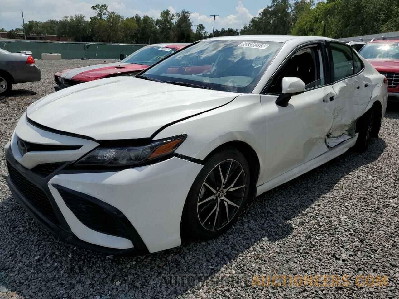 4T1G11AK3MU428558 TOYOTA CAMRY 2021