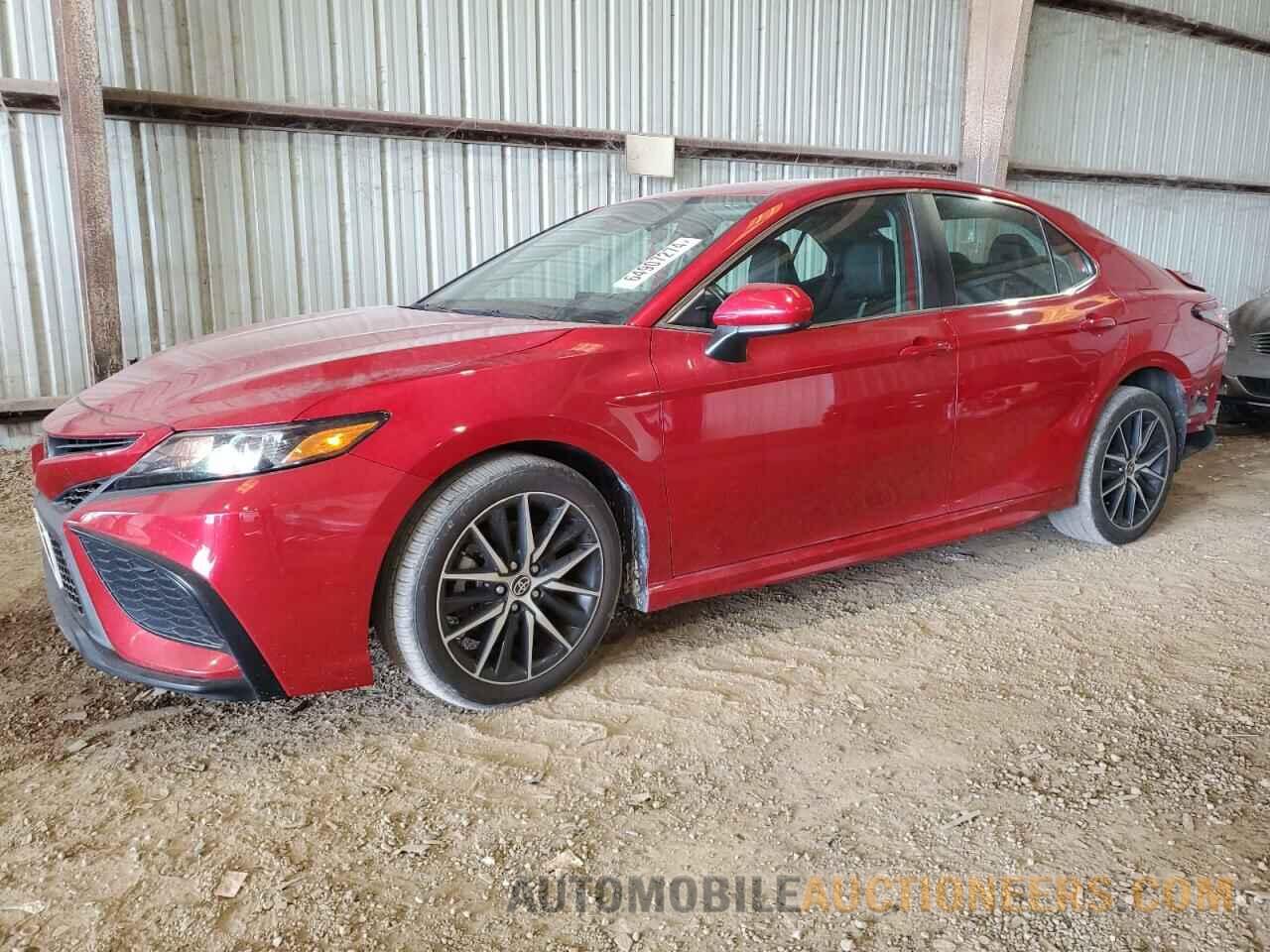 4T1G11AK3MU437096 TOYOTA CAMRY 2021