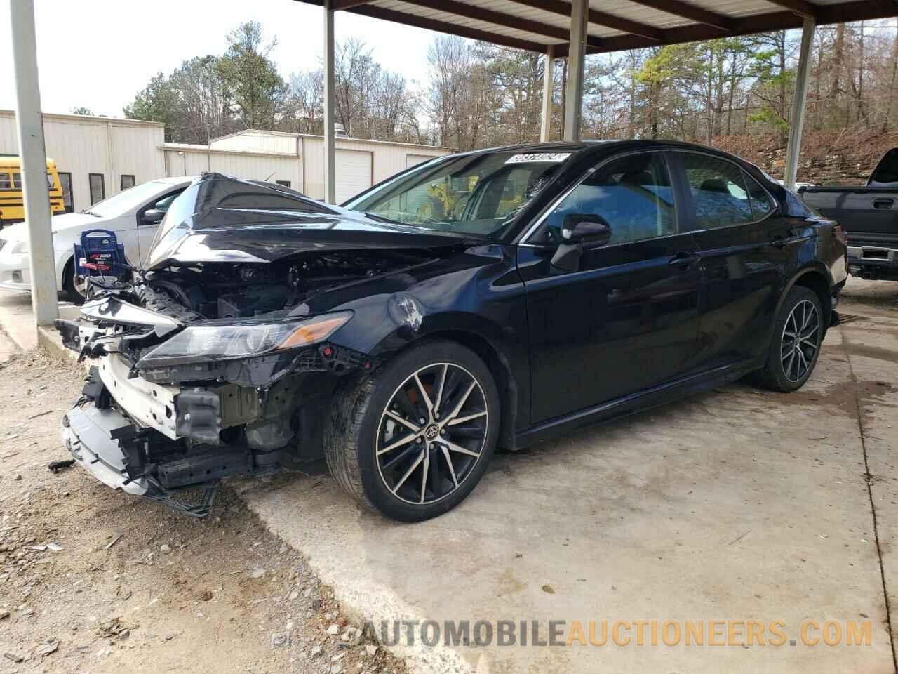 4T1G11AK3MU439575 TOYOTA CAMRY 2021