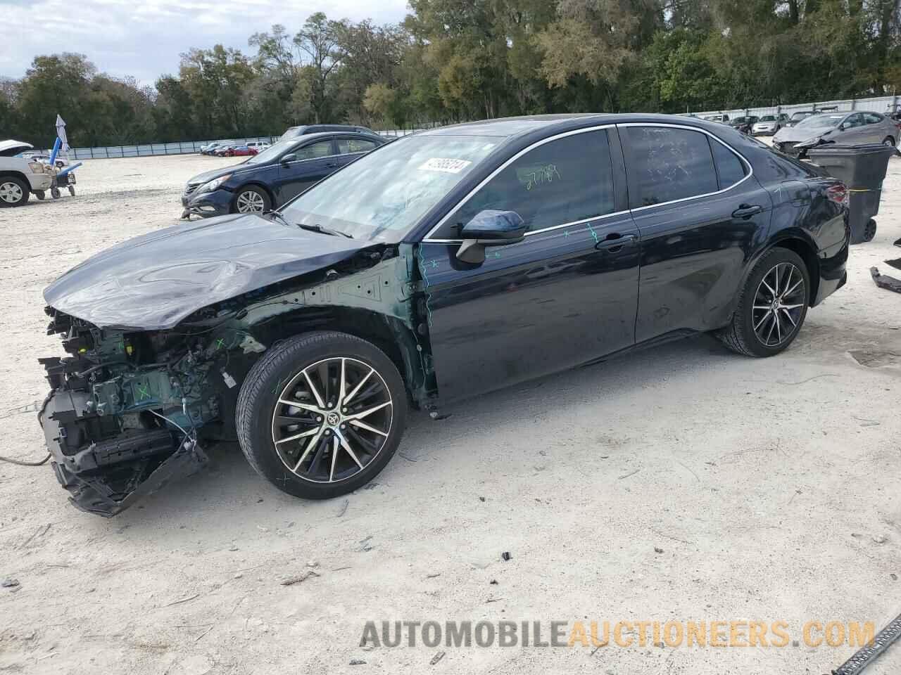 4T1G11AK3MU459521 TOYOTA CAMRY 2021