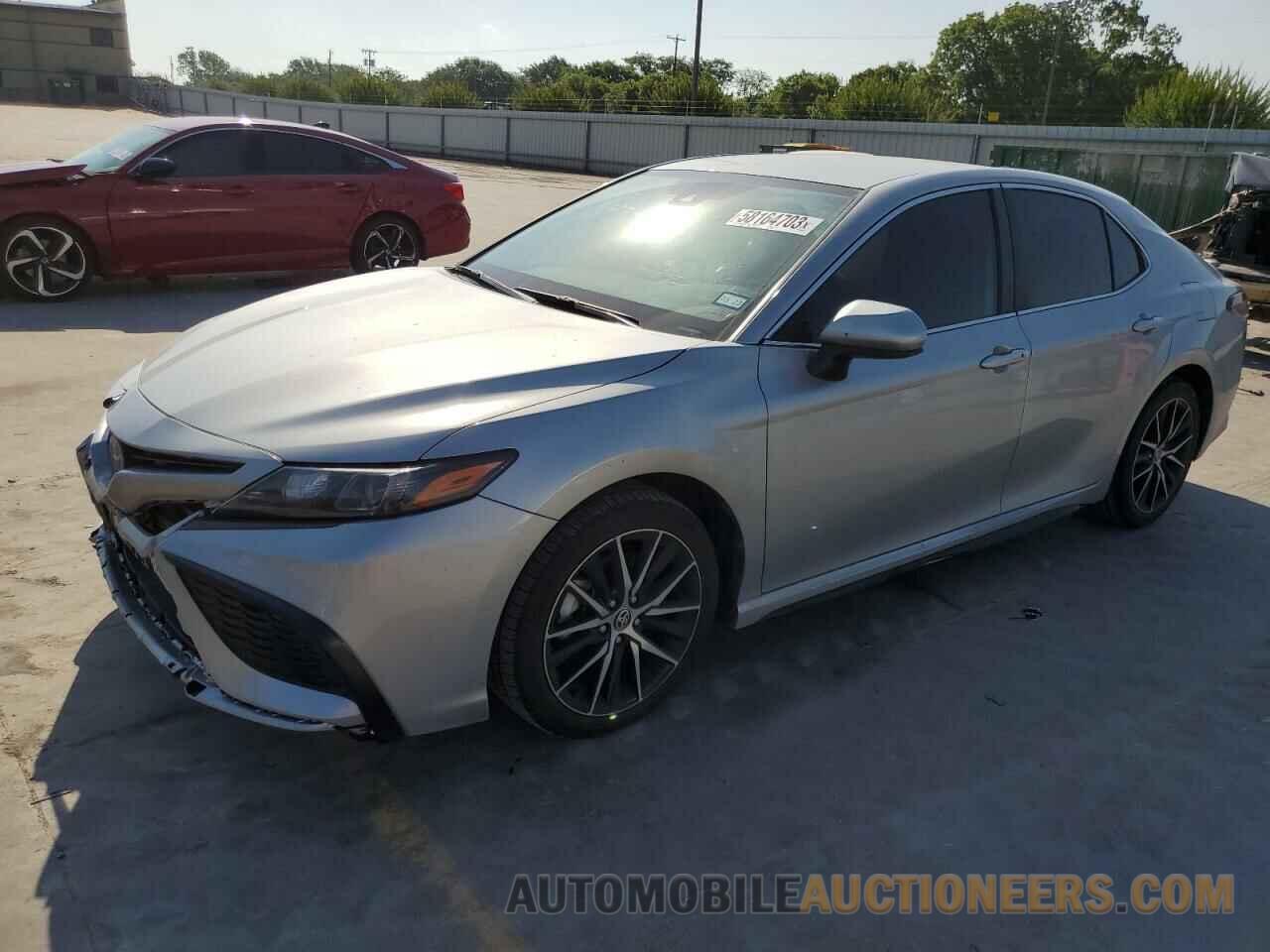 4T1G11AK3MU461754 TOYOTA CAMRY 2021