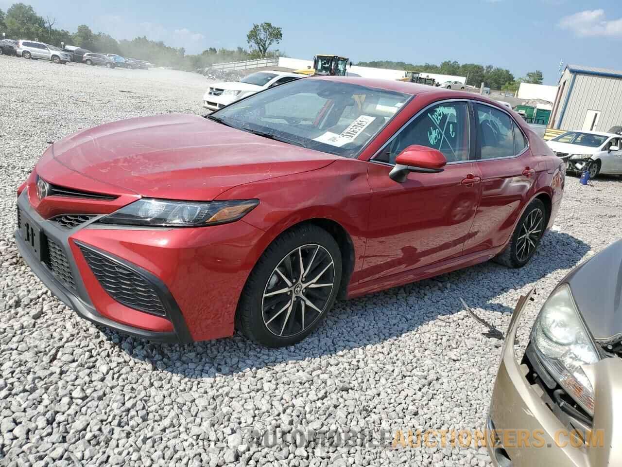 4T1G11AK3MU465609 TOYOTA CAMRY 2021