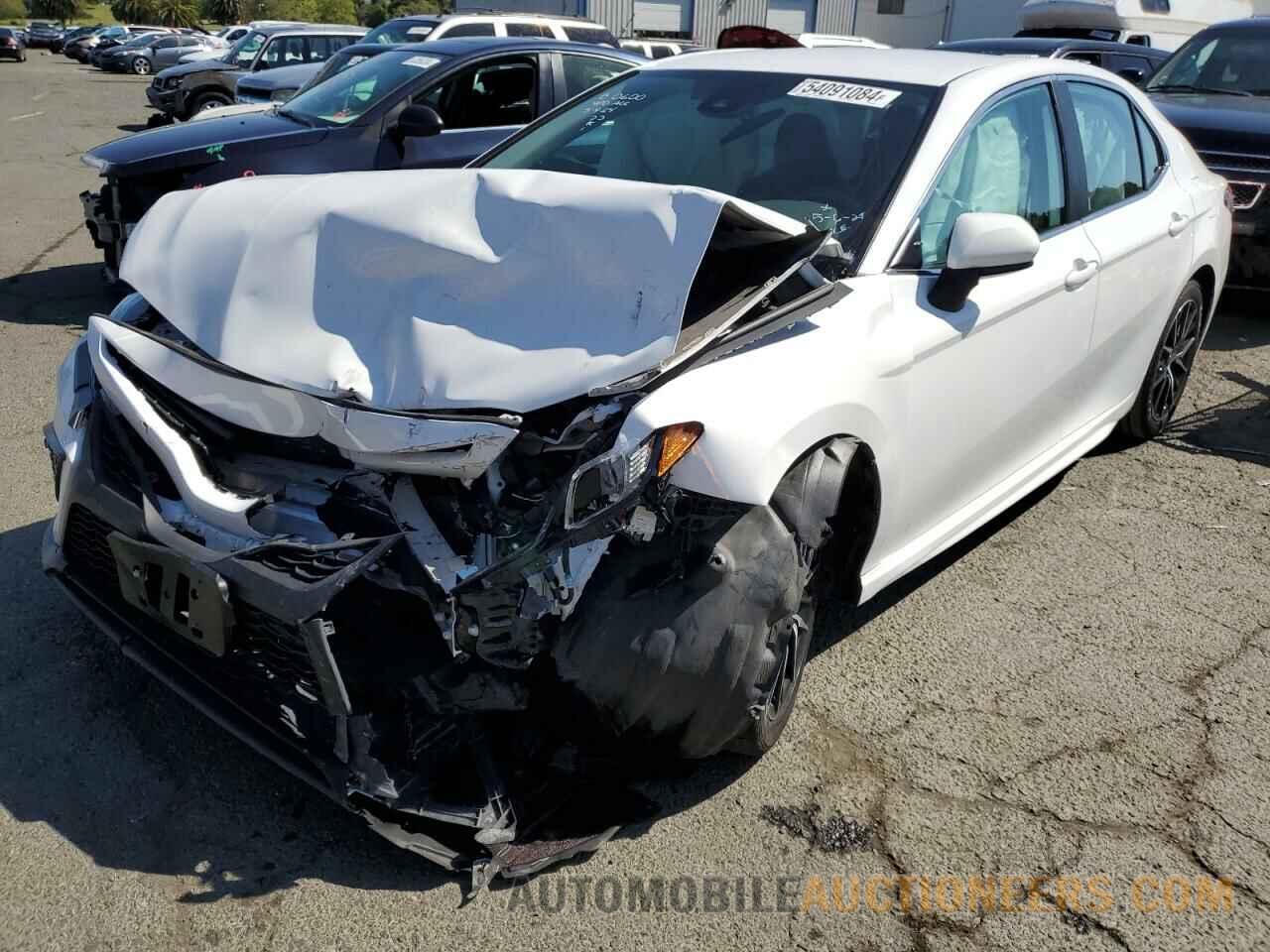 4T1G11AK3MU515604 TOYOTA CAMRY 2021