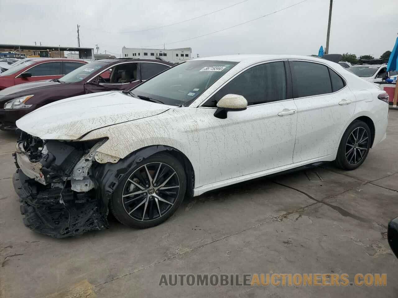 4T1G11AK3MU515652 TOYOTA CAMRY 2021