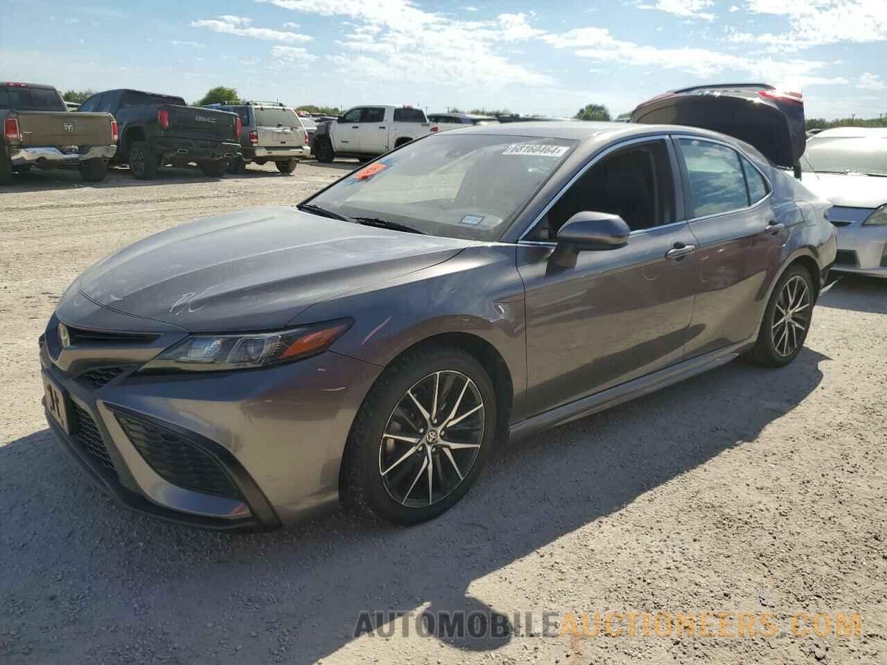 4T1G11AK3MU516266 TOYOTA CAMRY 2021