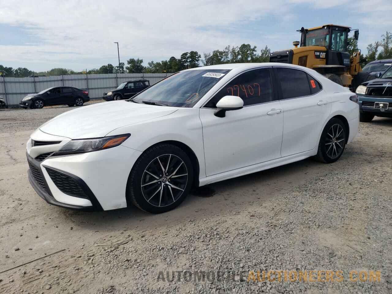 4T1G11AK3MU516459 TOYOTA CAMRY 2021