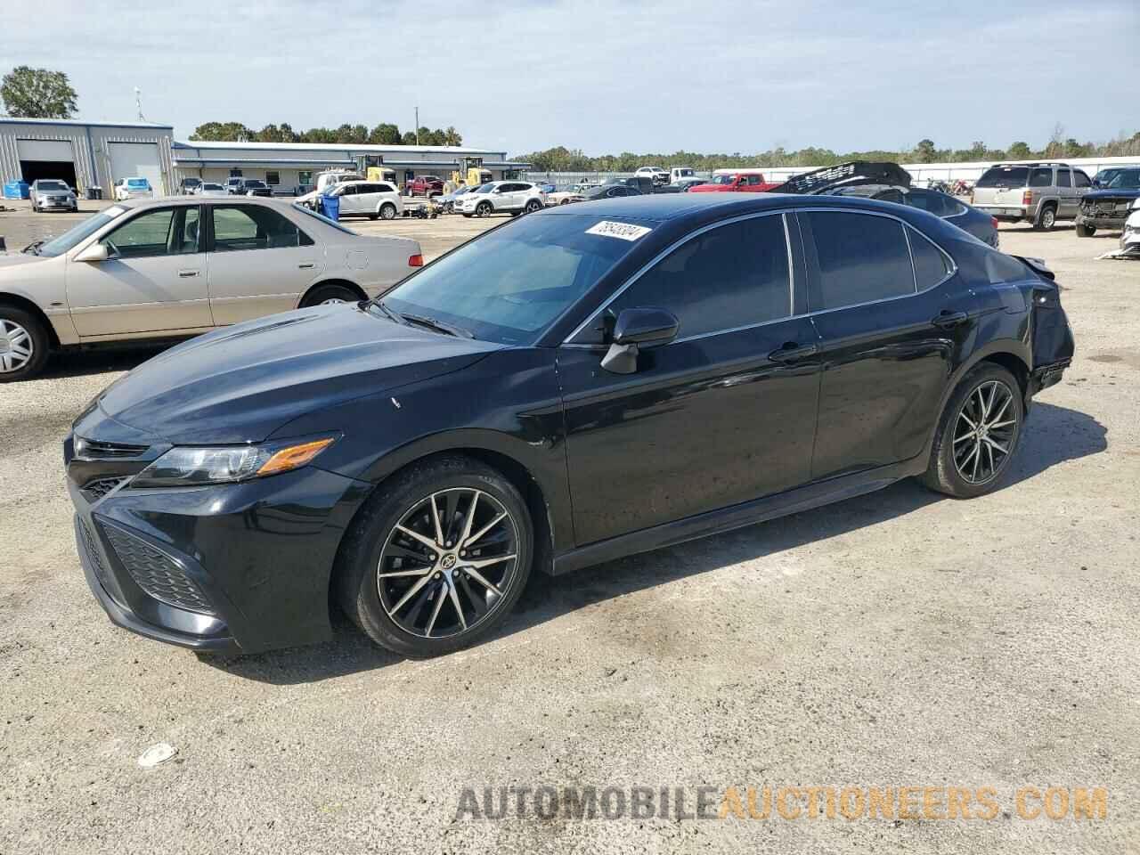 4T1G11AK3MU517689 TOYOTA CAMRY 2021