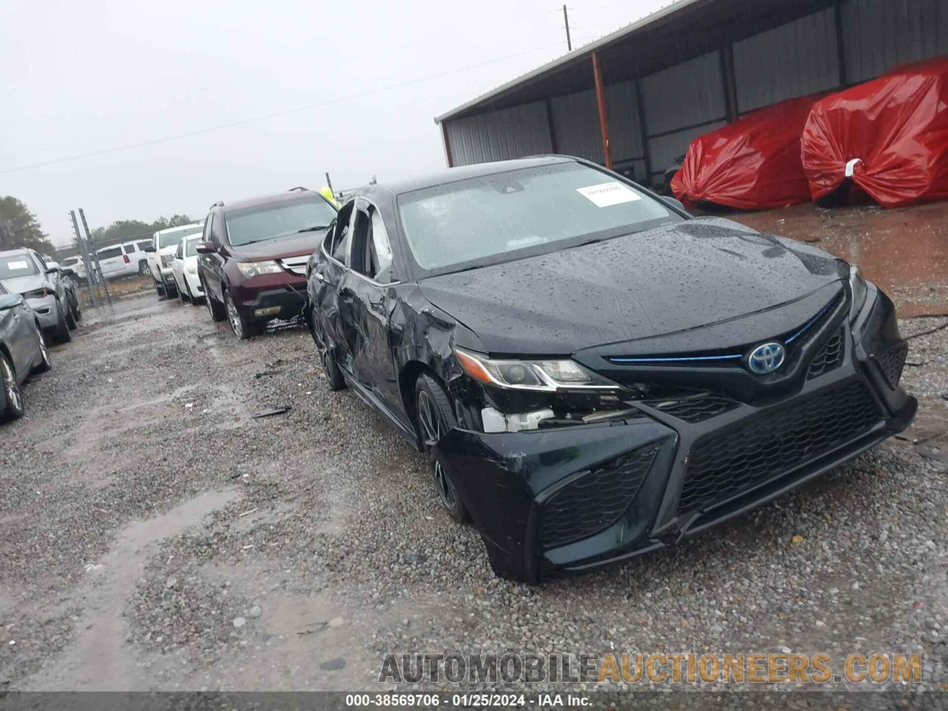 4T1G11AK3MU522228 TOYOTA CAMRY 2021