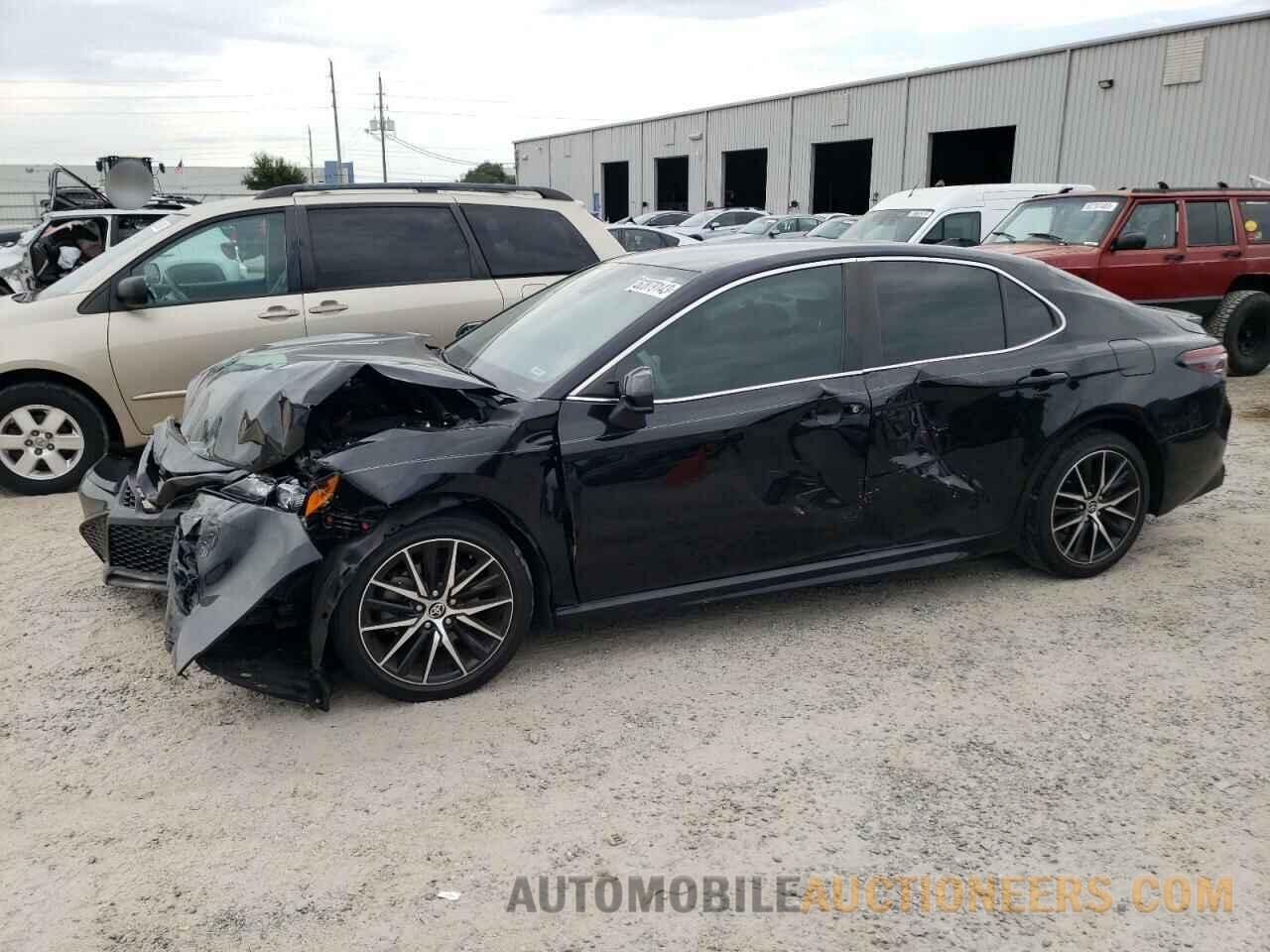 4T1G11AK3MU532015 TOYOTA CAMRY 2021