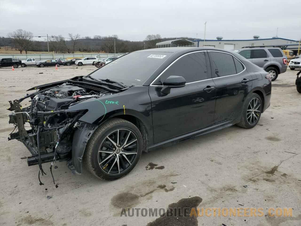 4T1G11AK3MU534170 TOYOTA CAMRY 2021