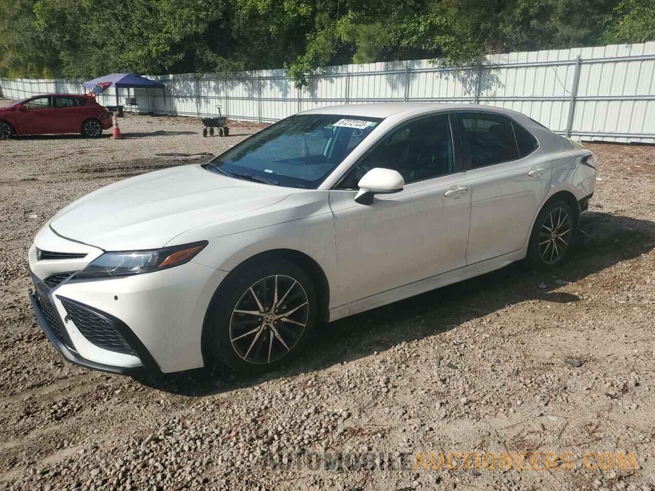 4T1G11AK3MU534802 TOYOTA CAMRY 2021