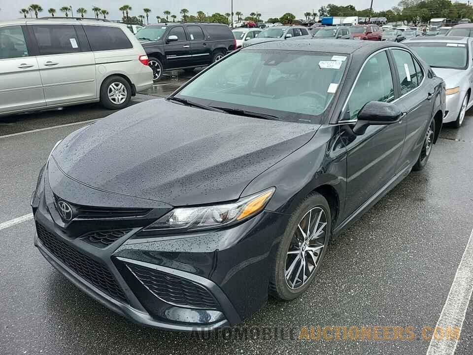 4T1G11AK3MU544620 Toyota Camry 2021