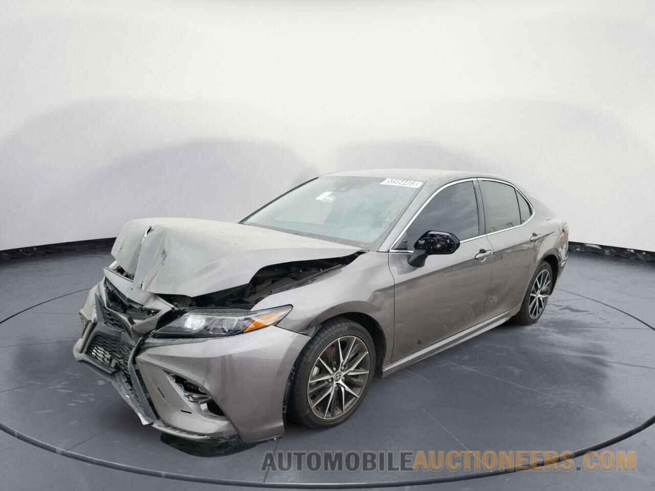 4T1G11AK3MU545525 TOYOTA CAMRY 2021