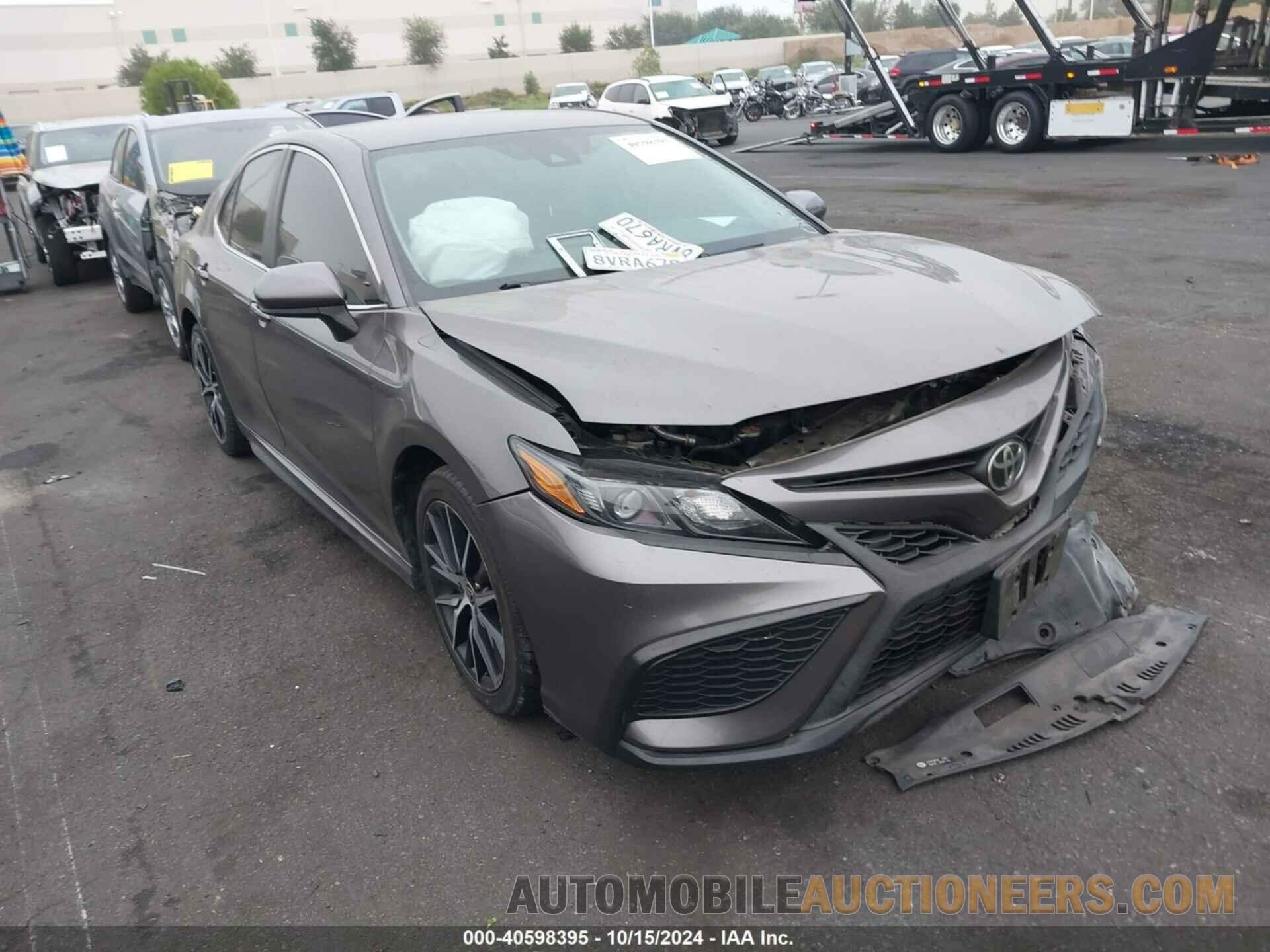 4T1G11AK3MU561885 TOYOTA CAMRY 2021