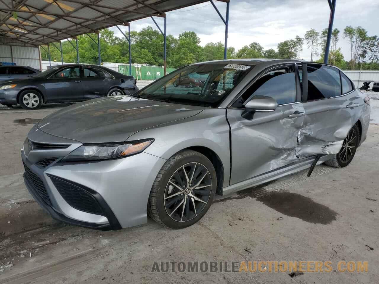 4T1G11AK3MU562972 TOYOTA CAMRY 2021