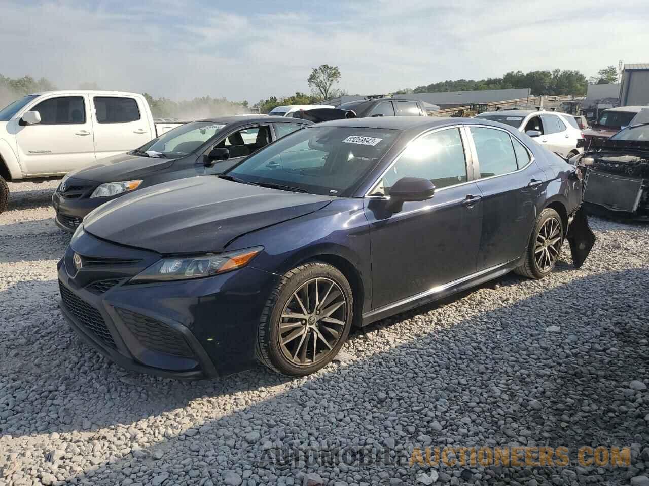 4T1G11AK3MU567041 TOYOTA CAMRY 2021