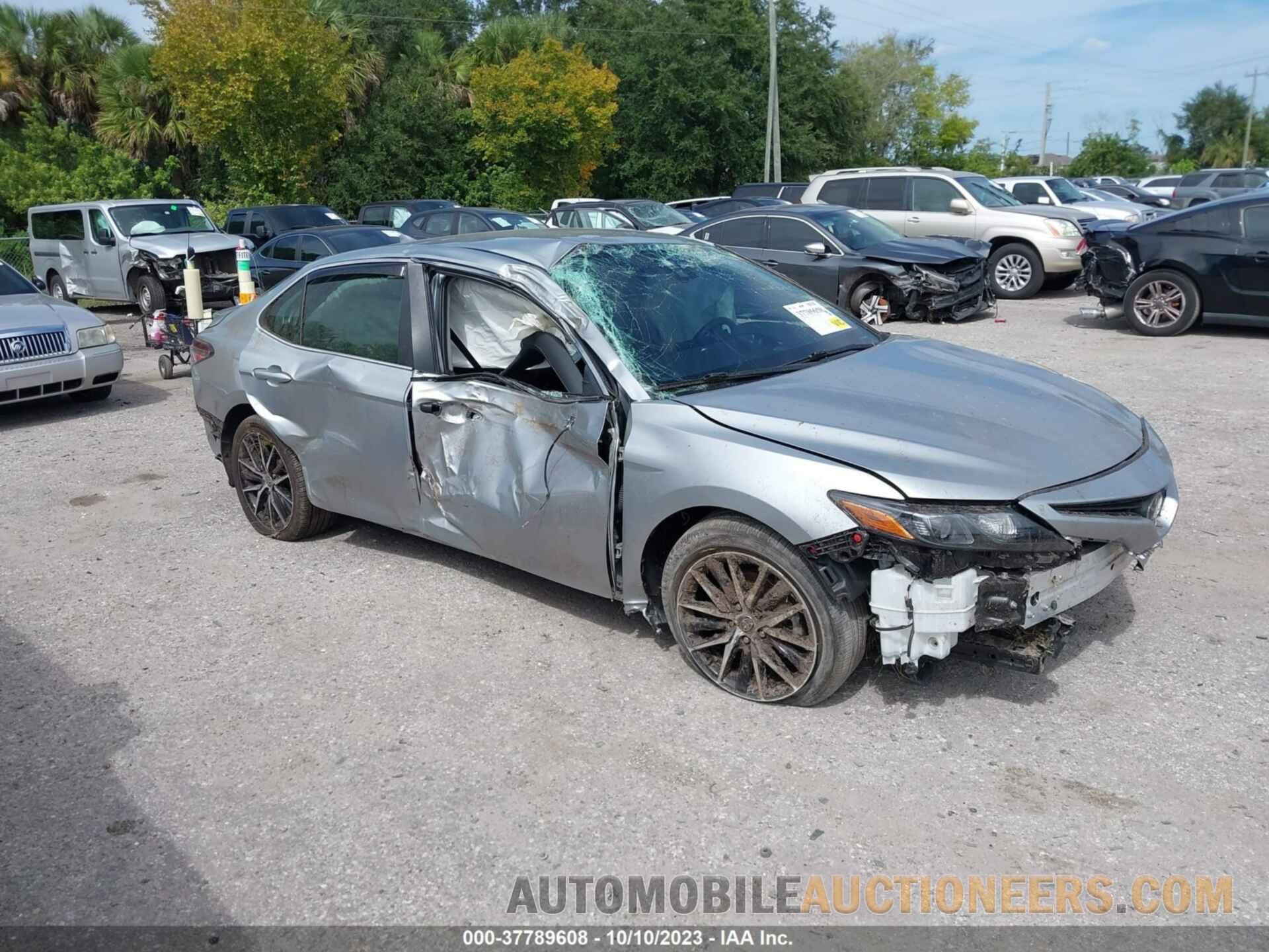 4T1G11AK3MU568450 TOYOTA CAMRY 2021