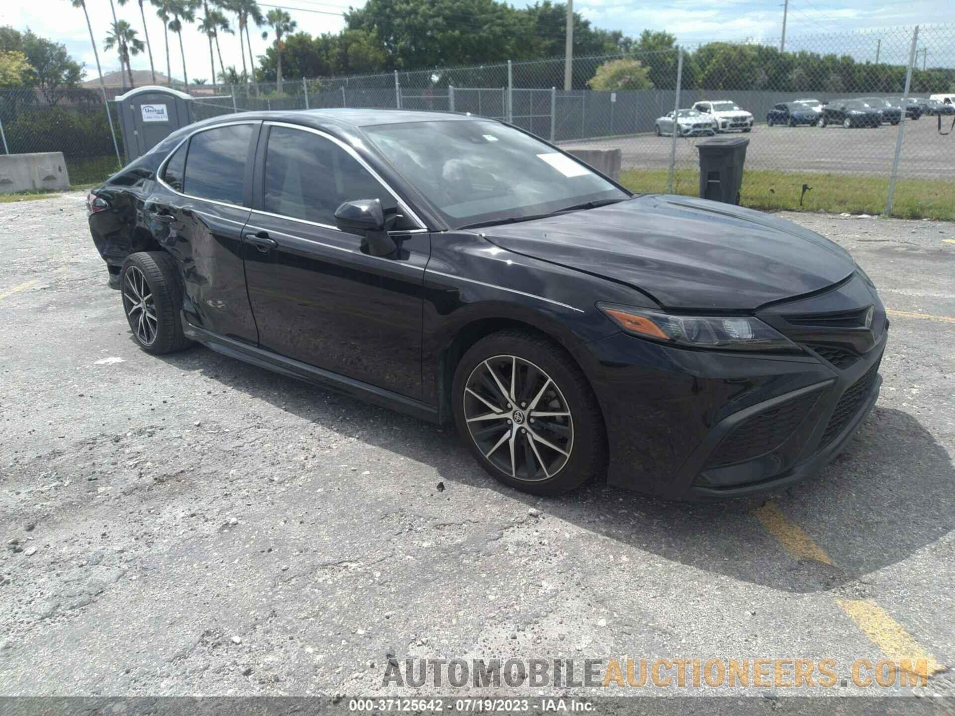 4T1G11AK3MU574569 TOYOTA CAMRY 2021