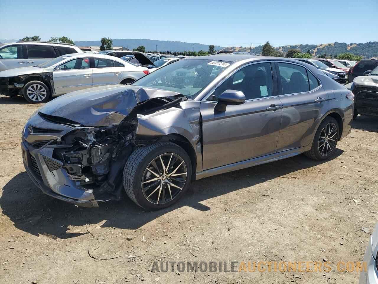 4T1G11AK3MU580274 TOYOTA CAMRY 2021