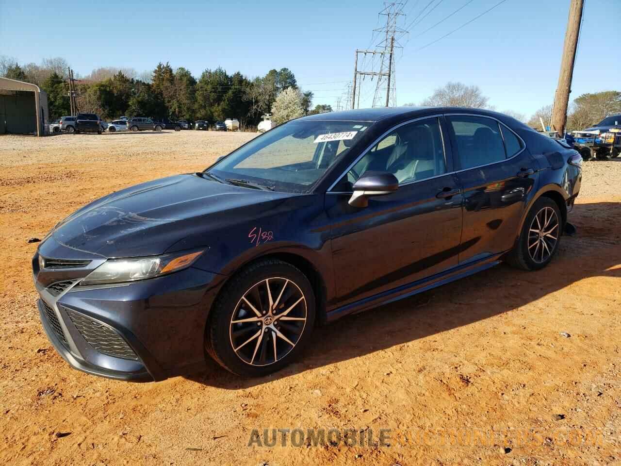 4T1G11AK3MU583398 TOYOTA CAMRY 2021