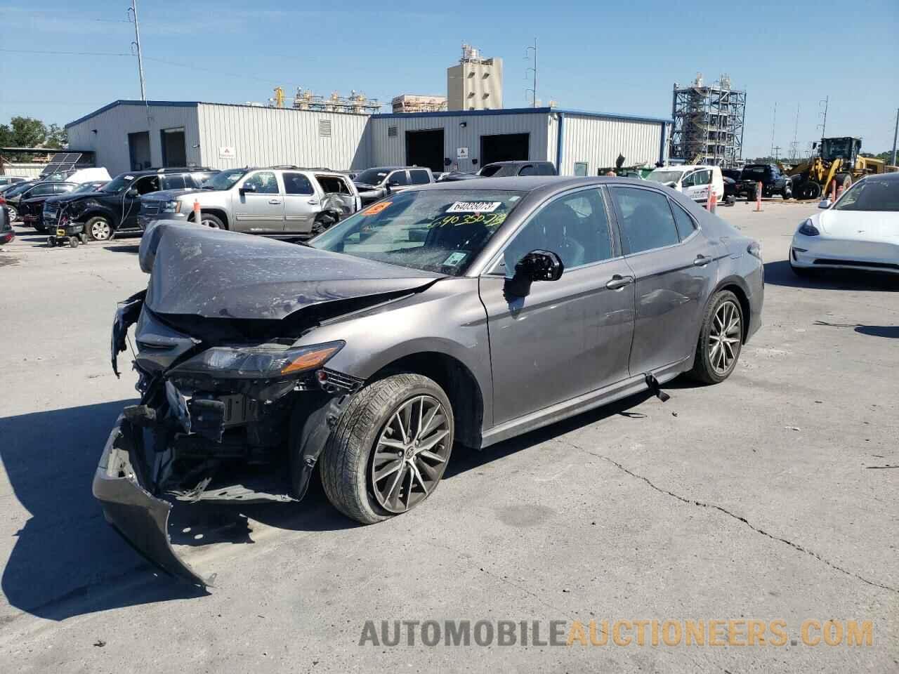 4T1G11AK3MU603438 TOYOTA CAMRY 2021