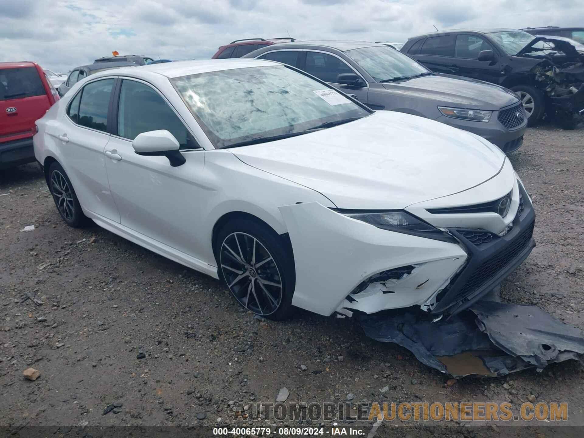 4T1G11AK3MU607392 TOYOTA CAMRY 2021