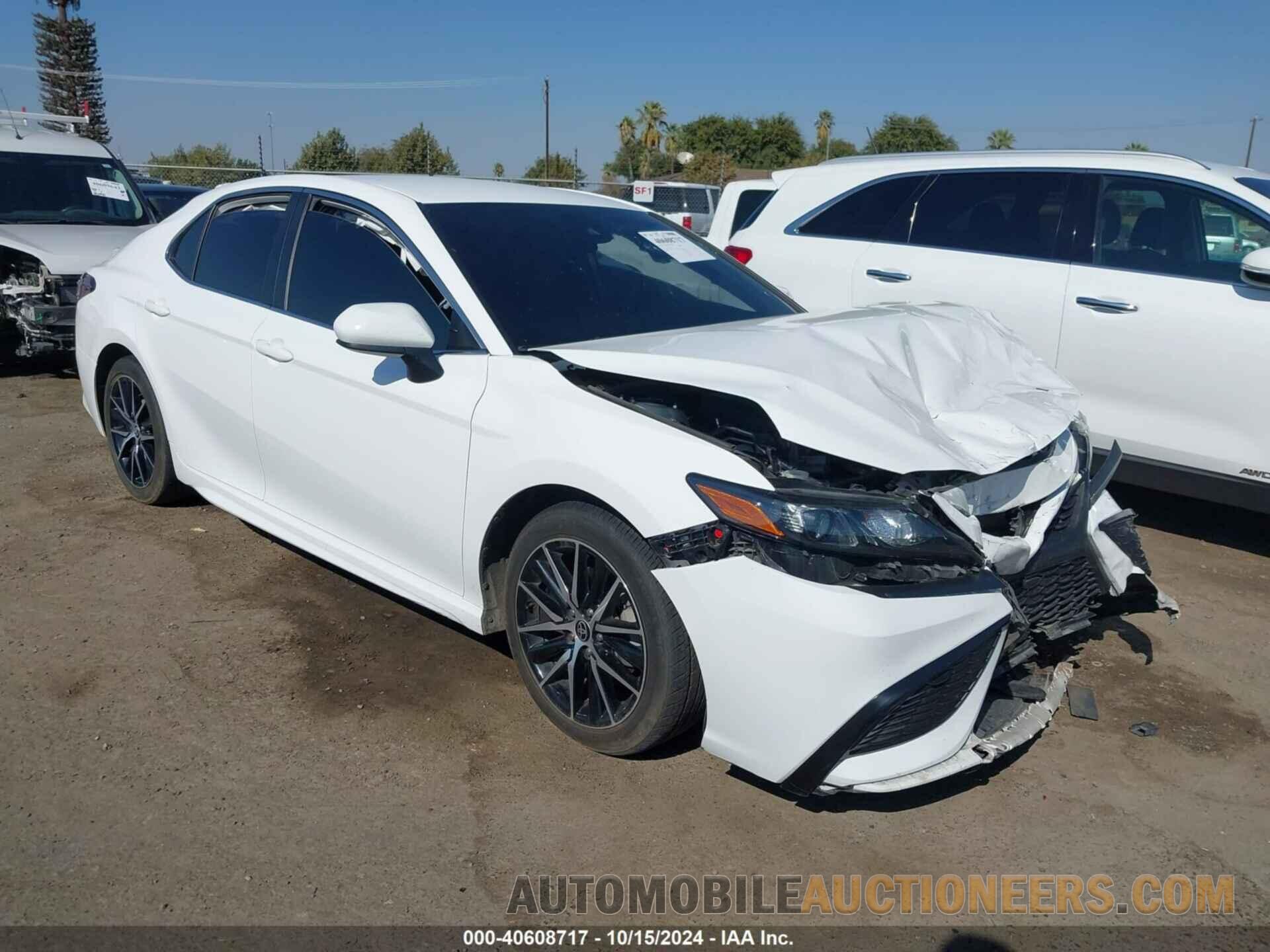 4T1G11AK3MU607845 TOYOTA CAMRY 2021