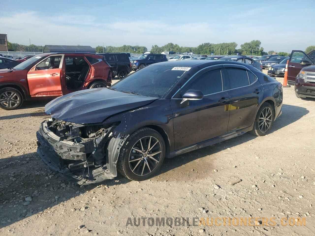 4T1G11AK3NU004136 TOYOTA CAMRY 2022