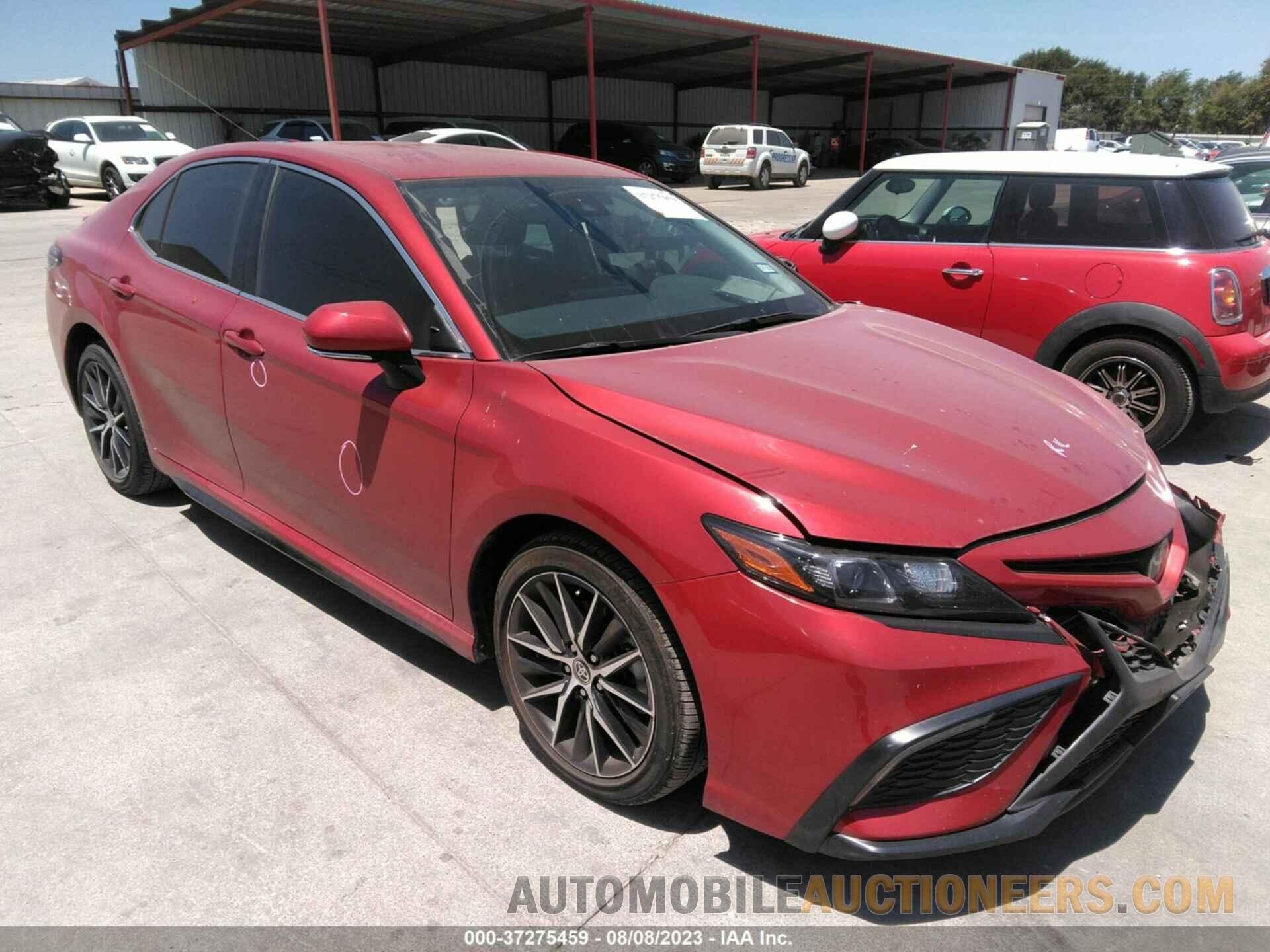 4T1G11AK3NU007621 TOYOTA CAMRY 2022