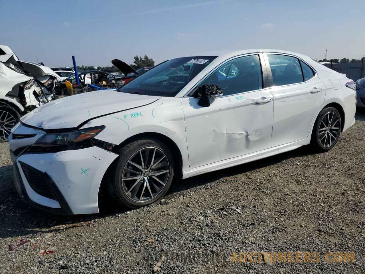 4T1G11AK3NU012088 TOYOTA CAMRY 2022