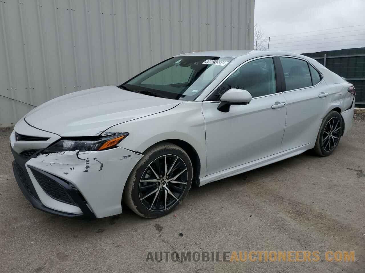 4T1G11AK3NU025858 TOYOTA CAMRY 2022